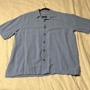 Large. Caribbean polo button down shirt.